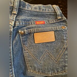 Vintage women wrangler cowboy cut